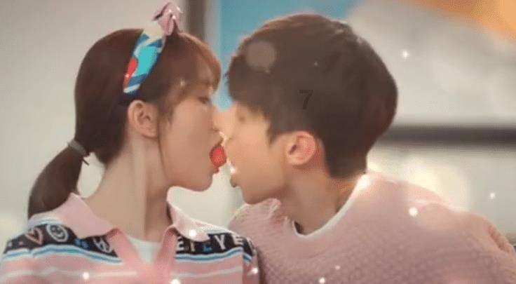 救援落湖男孩